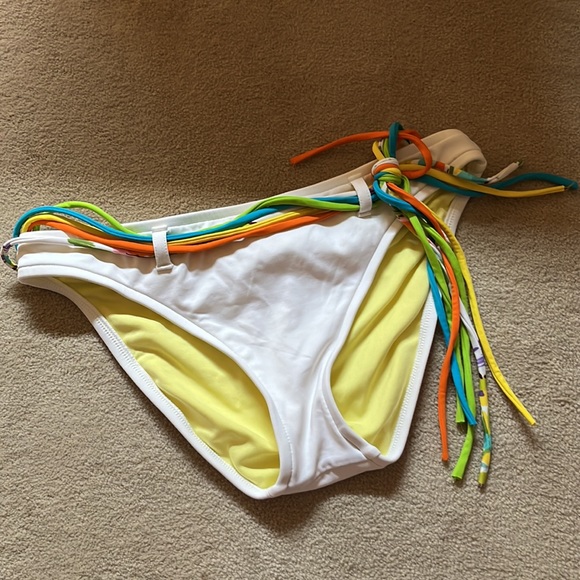 Lucky Brand bikini - Picture 11 of 14